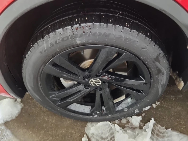 VW Tiguan * COMFORTLINE R LINE BLACK EDITION * CARFAX * БЕЗ , снимка 14 - Автомобили и джипове - 52800049