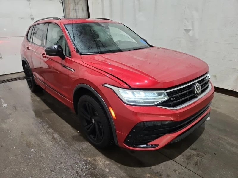 VW Tiguan * COMFORTLINE R LINE BLACK EDITION * CARFAX * БЕЗ , снимка 3 - Автомобили и джипове - 52800049