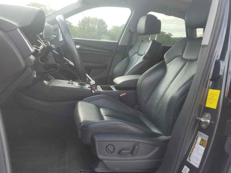 Audi Q5 2.0T* PREMIUM* PLUS* ДИГИТАЛНО* ТАБЛО* 360КАМЕРА* , снимка 9 - Автомобили и джипове - 53131824