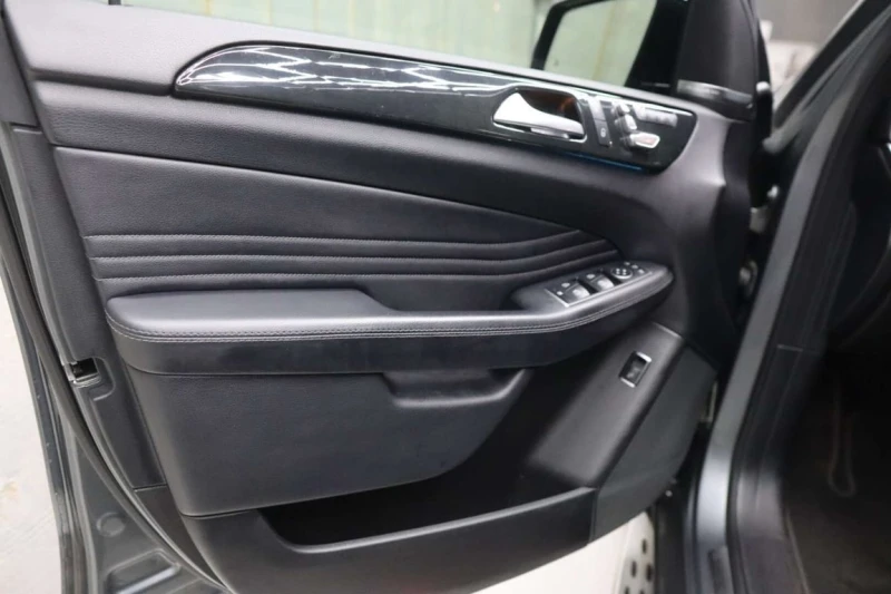 Mercedes-Benz GLE * AMG GLE43 * CARFAX * ЦЕНА ДО БГ, снимка 11 - Автомобили и джипове - 53245857