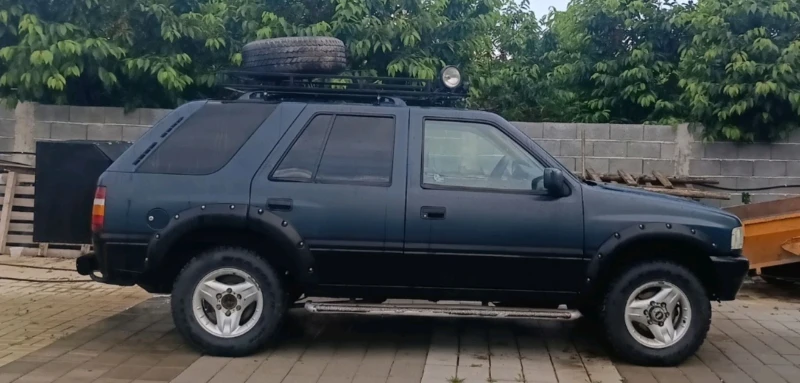 Opel Frontera 2.2i, снимка 2 - Автомобили и джипове - 53375286