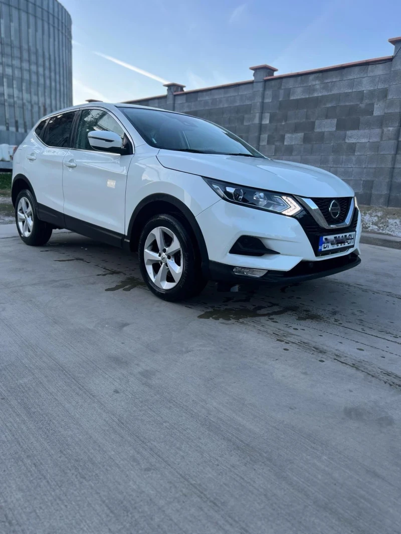 Nissan Qashqai, снимка 4 - Автомобили и джипове - 53585473