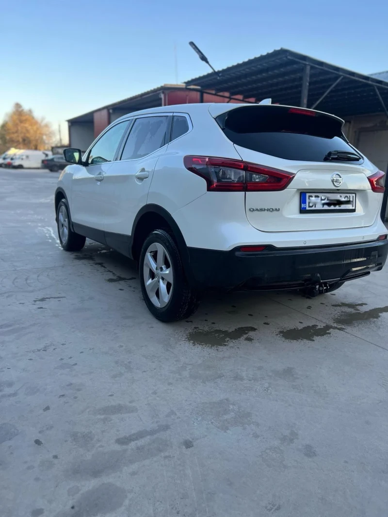 Nissan Qashqai, снимка 2 - Автомобили и джипове - 53585473