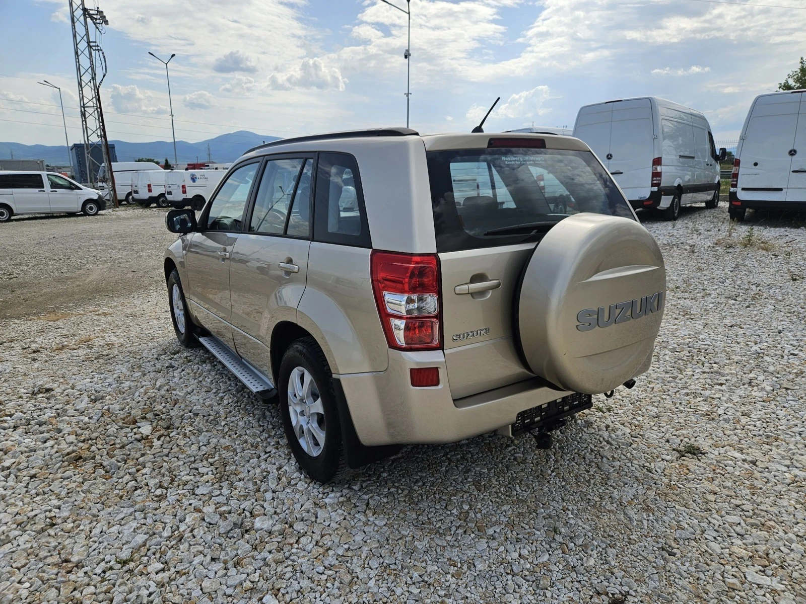 Suzuki Grand vitara 2.0i - изображение 3