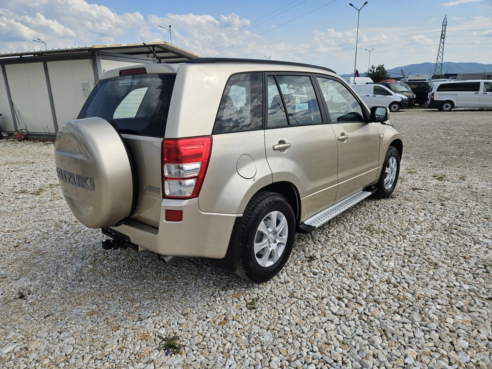 Suzuki Grand vitara 2.0i - изображение 5