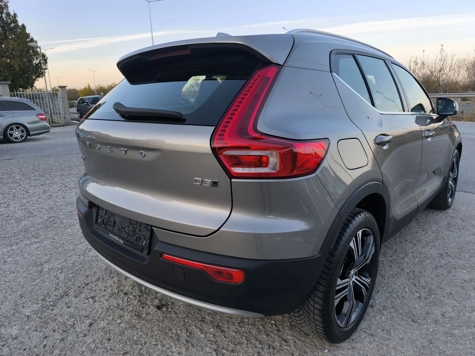 Volvo XC40 89000км 4х4 INSCRIPTION FULL SERVICE IN VOLVO  - изображение 4