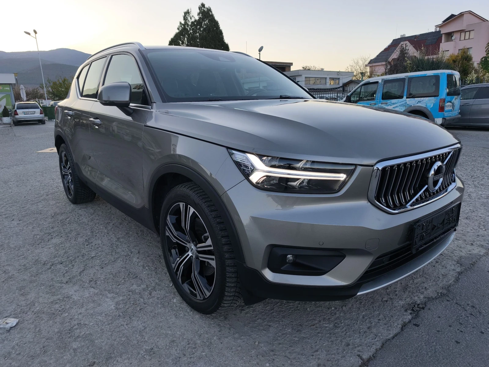 Volvo XC40 89000км 4х4 INSCRIPTION FULL SERVICE IN VOLVO  - изображение 3