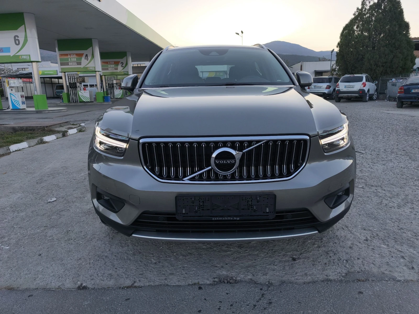 Volvo XC40 89000км 4х4 INSCRIPTION FULL SERVICE IN VOLVO  - изображение 2