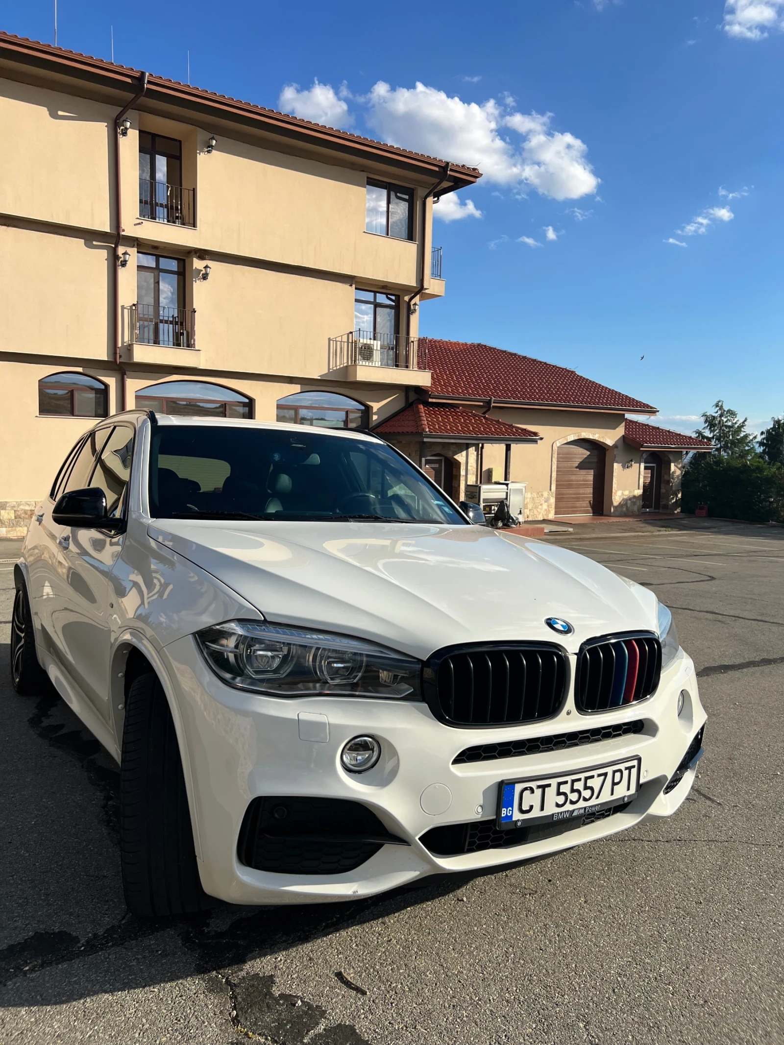 BMW X5 M50D - изображение 7