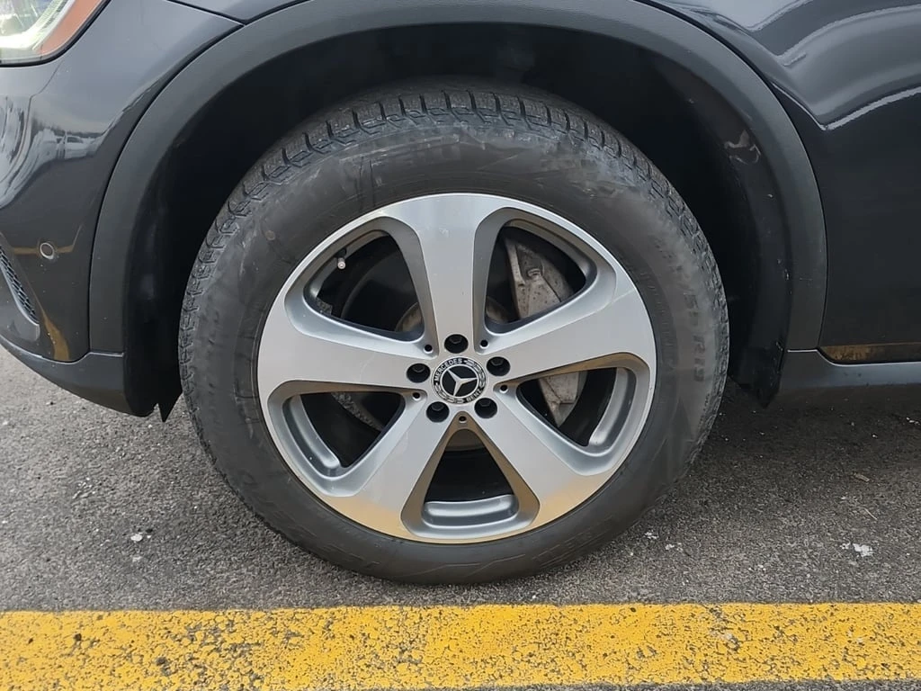 Mercedes-Benz GLC 300 * CARFAX * БЕЗ ПЪРВОНАЧАЛНА ВНОСКА - изображение 6