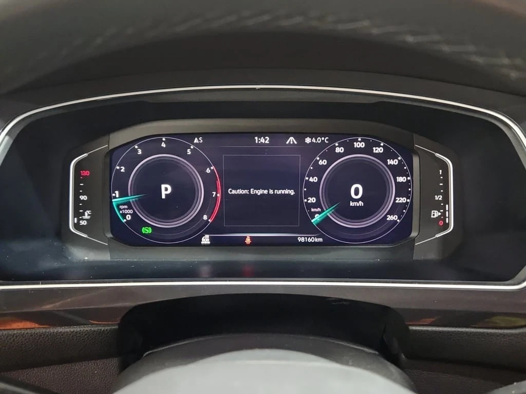 VW Tiguan * COMFORTLINE R LINE BLACK EDITION * CARFAX * БЕЗ  - изображение 9