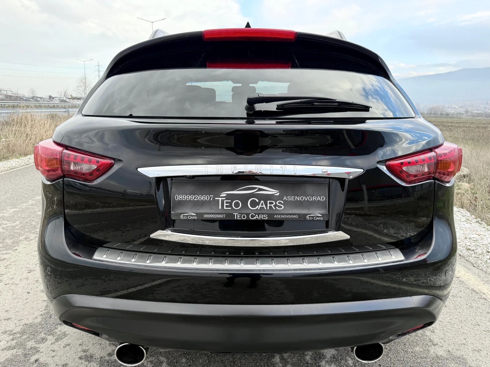 Infiniti Fx 30 S / FULL / 360 CAMERA / DISTRONIC / KOJA / NAVI  - изображение 6