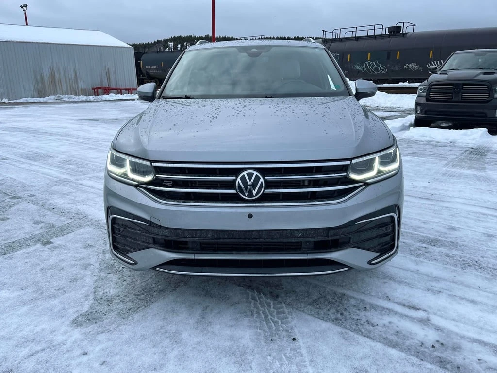 VW Tiguan * Highline R Line * CARFAX * БЕЗ ПЪРВОНАЧАЛНА ВНОС - изображение 6