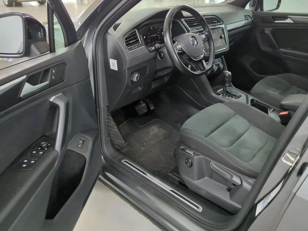 VW Tiguan Highline business R , снимка 12 - Автомобили и джипове - 54502594