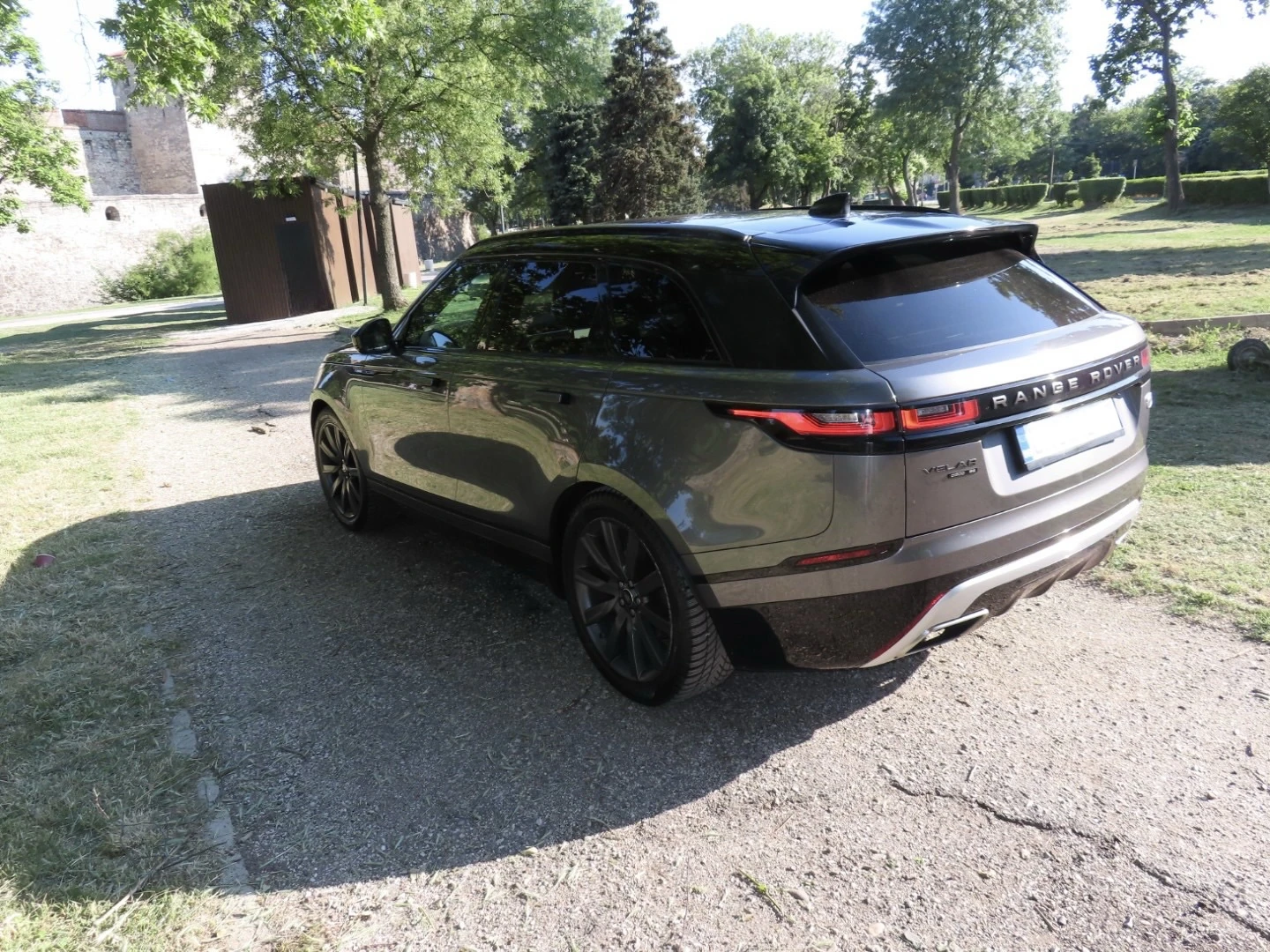 Land Rover Range Rover Velar R-DYNAMIC 300HP, снимка 15 - Автомобили и джипове - 54878045