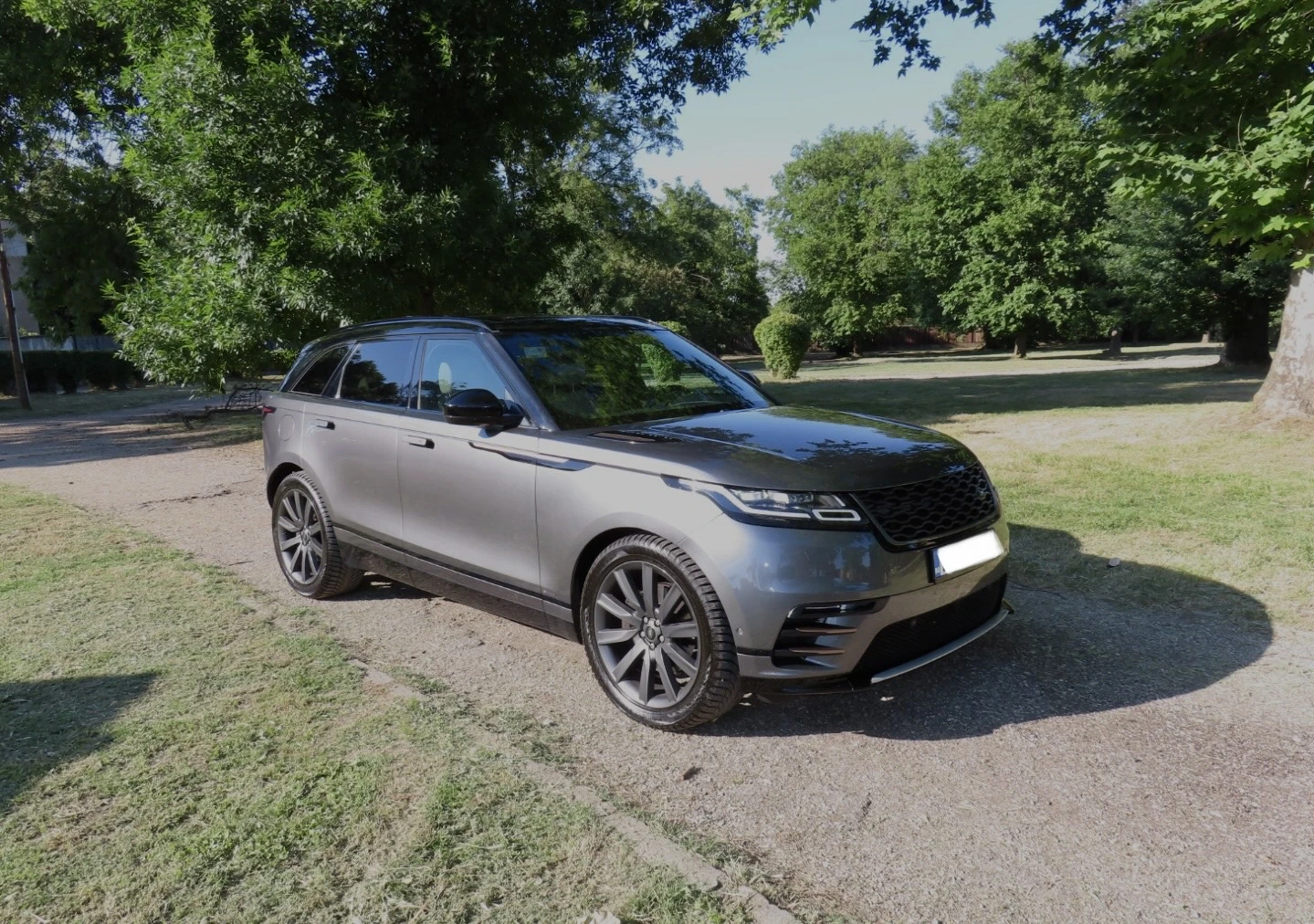 Land Rover Range Rover Velar R-DYNAMIC 300HP, снимка 2 - Автомобили и джипове - 54878045