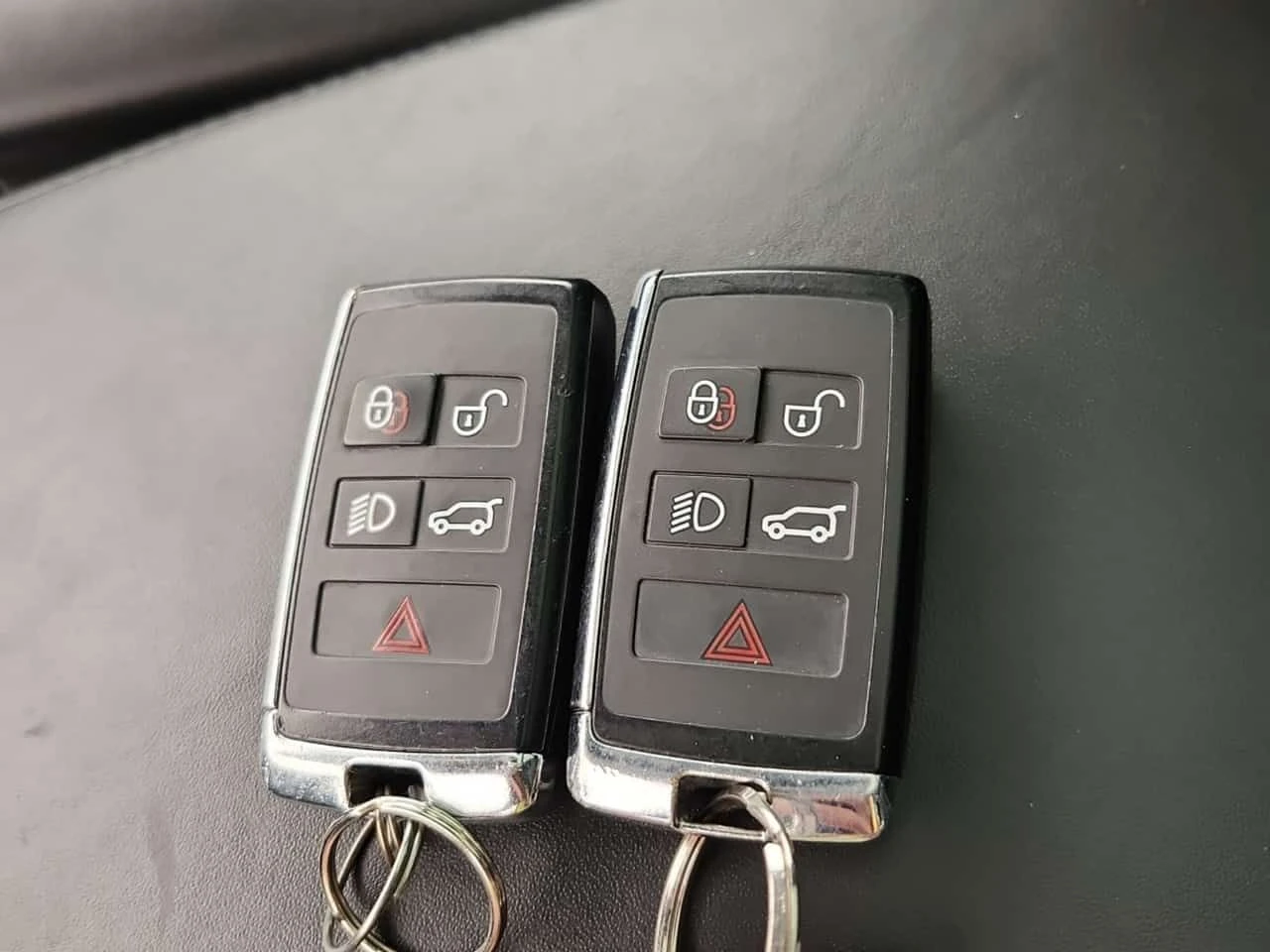 Land Rover Range Rover Sport  HSE / CARFAX / ЦЕНА ДО БЪЛГАРИЯ , снимка 8 - Автомобили и джипове - 55281999