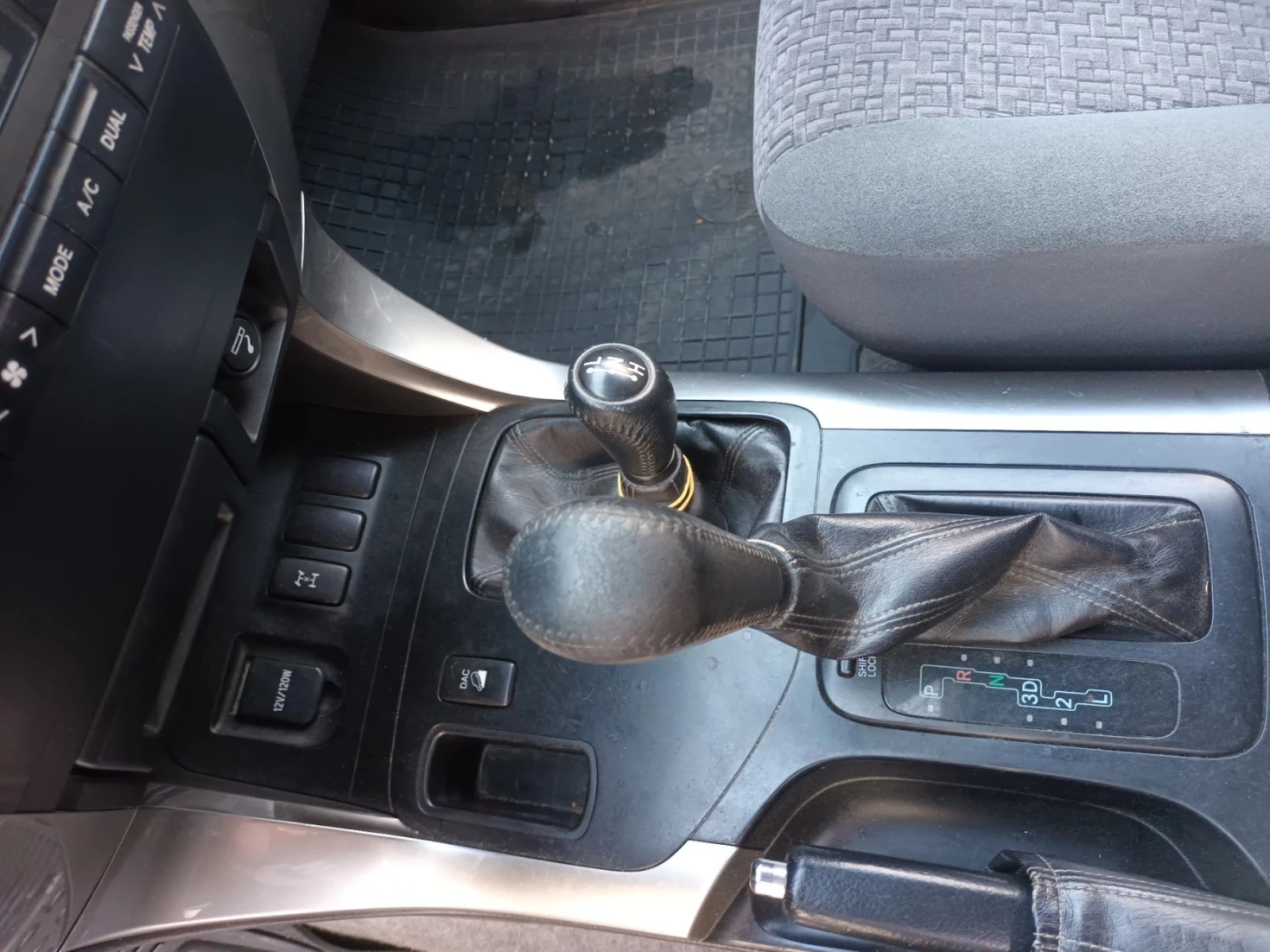 Toyota Land cruiser, снимка 7 - Автомобили и джипове - 55590566