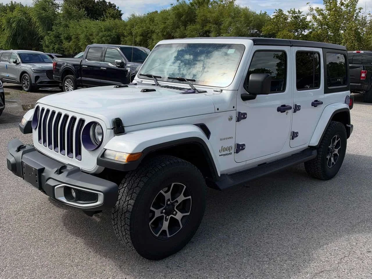 Jeep Wrangler Sahara* CARFAX* АВТОКРЕДИТ БЕЗ ПЪРВОНАЧАЛНА ВНОСКА
