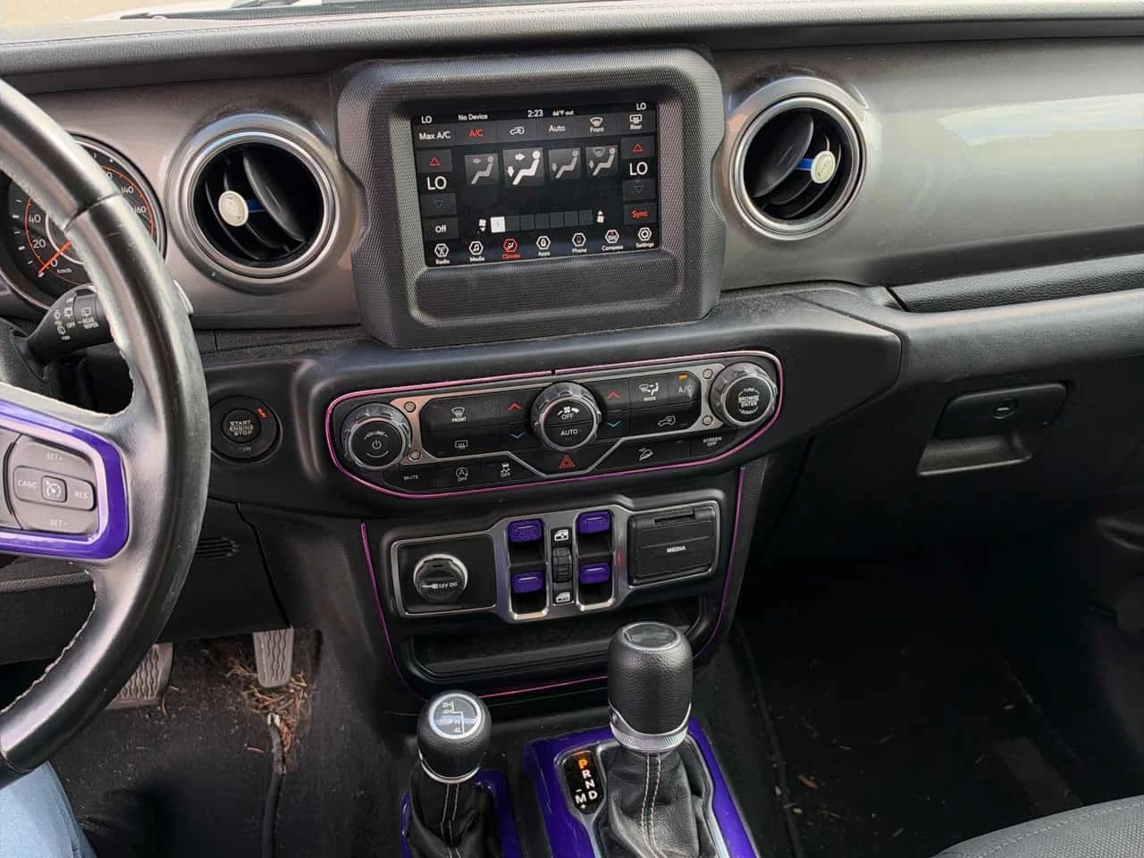 Jeep Wrangler Sahara* CARFAX* АВТОКРЕДИТ БЕЗ ПЪРВОНАЧАЛНА ВНОСКА, снимка 8 - Автомобили и джипове - 56192900