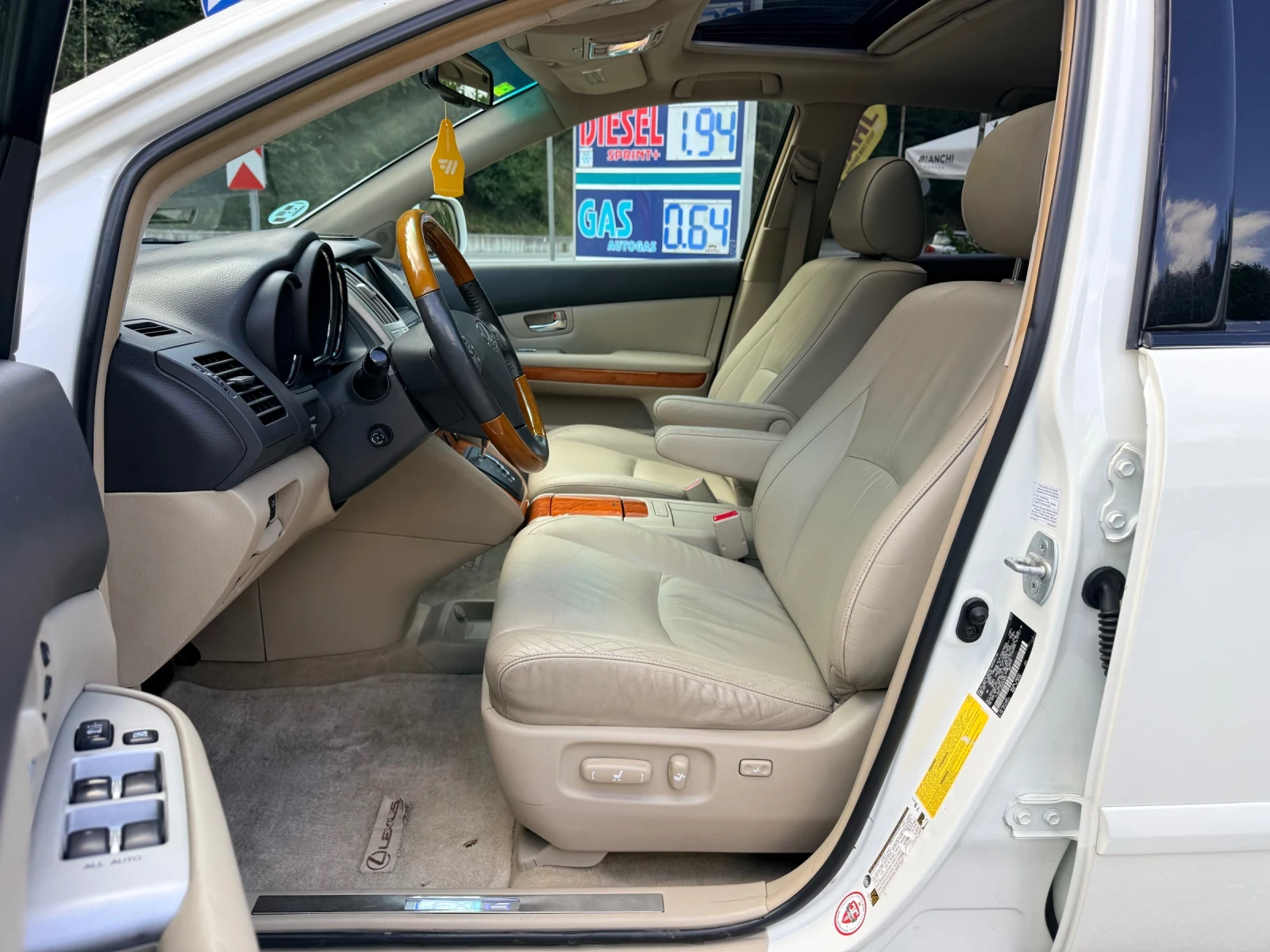 Lexus RX 400h 2008* FACELIFT* AFS* , снимка 7 - Автомобили и джипове - 56240459