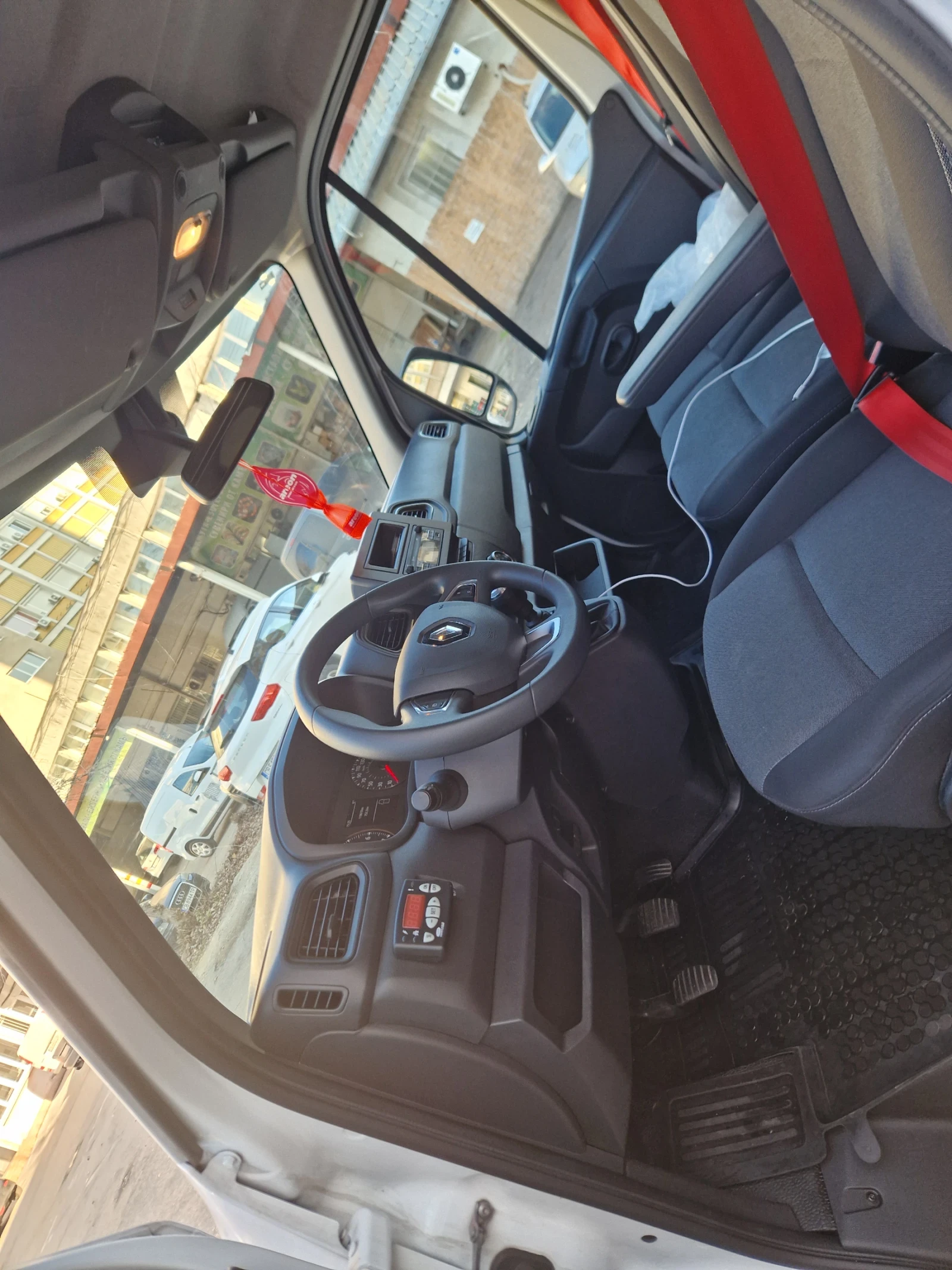 Renault Master  - изображение 4