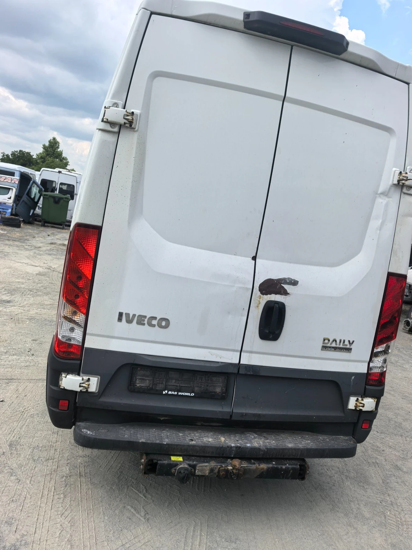 Iveco Daily 2.3 H-MATIK, снимка 7 - Бусове и автобуси - 55895234
