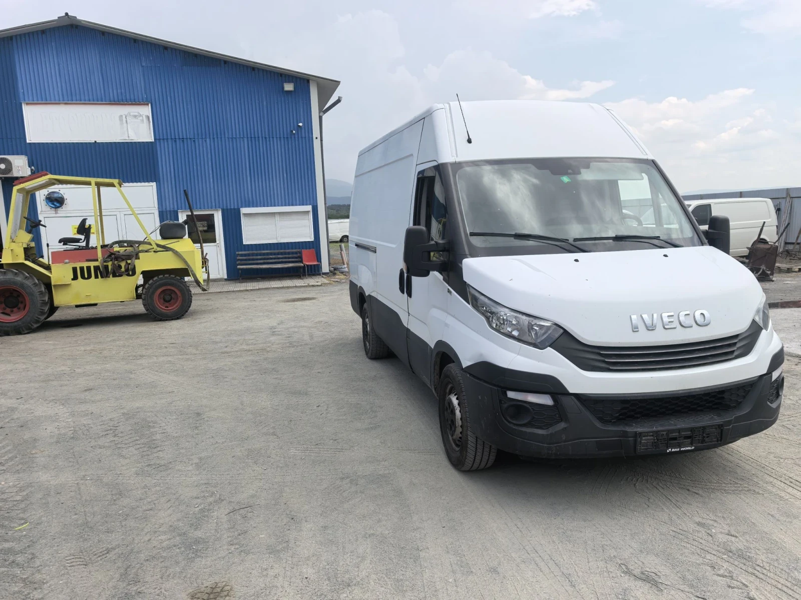 Iveco Daily 2.3 H-MATIK, снимка 2 - Бусове и автобуси - 55895234