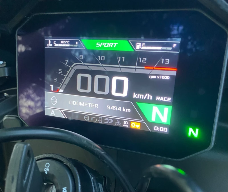 Aprilia Tuono V4 1100 Factory , снимка 8 - Мотоциклети и мототехника - 52200994