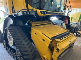      New Holland CR 9.90 + 12   