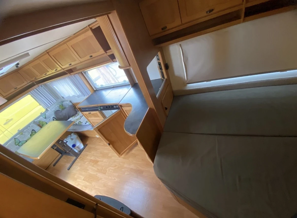 Каравана HYMER / ERIBA, снимка 13 - Каравани и кемпери - 53979042