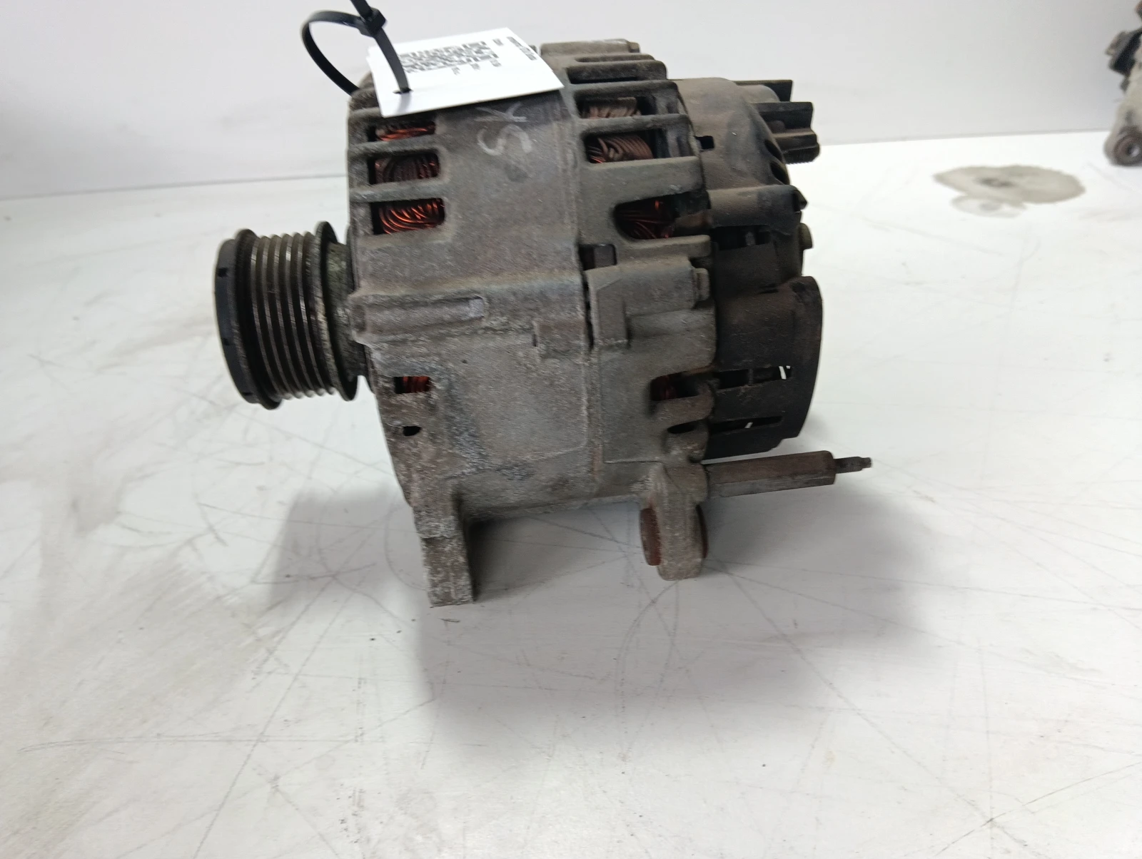 алтернатор 1.6TDI Skoda Octavia