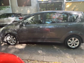 Toyota Corolla verso 2.2 d4d, снимка 6