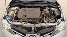 Toyota Auris 1.6 АВТОМАТИК, снимка 10