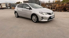Toyota Auris 1.6 АВТОМАТИК, снимка 2