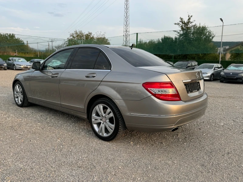 Mercedes-Benz C 200 Avantgarde komresor 184 кс Седан Автоматик /Бензин, снимка 5 - Автомобили и джипове - 46939867