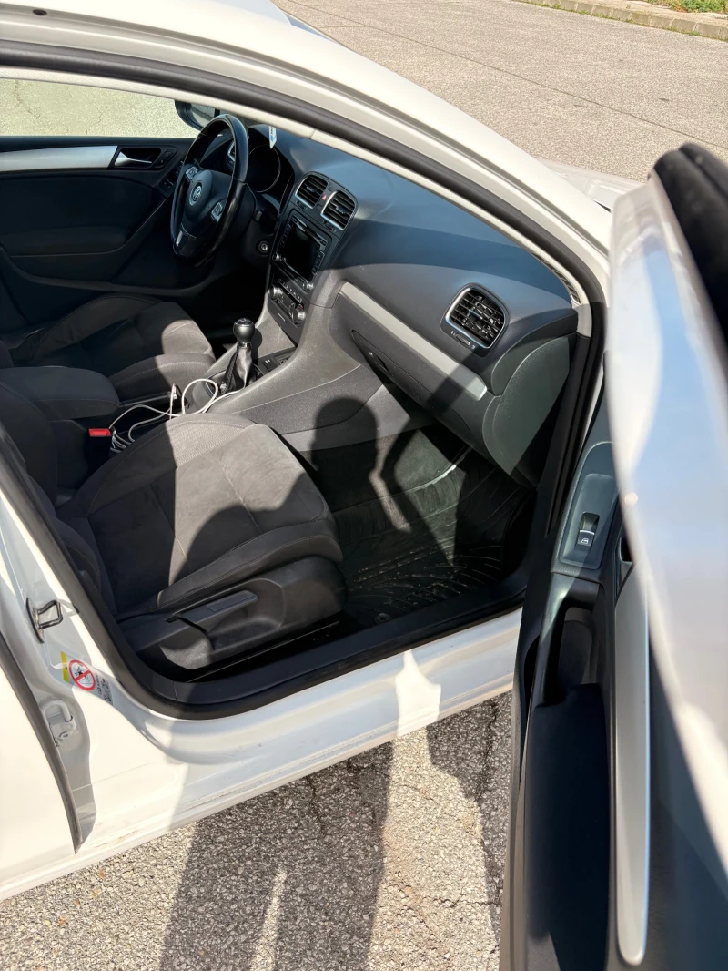 VW Golf 2.0 TDI 140 к.с. HIGHLINE , снимка 12 - Автомобили и джипове - 51595626