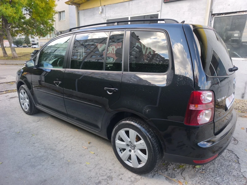 VW Touran 1.4TSI-150к.с Евро-5а Темпомат Нави 6-скорости, снимка 2 - Автомобили и джипове - 51998790