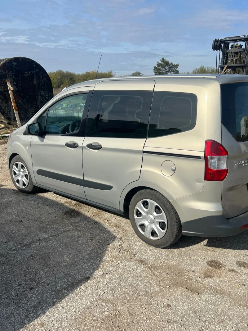 Ford Courier 1.5 HDI, снимка 3 - Автомобили и джипове - 52174331