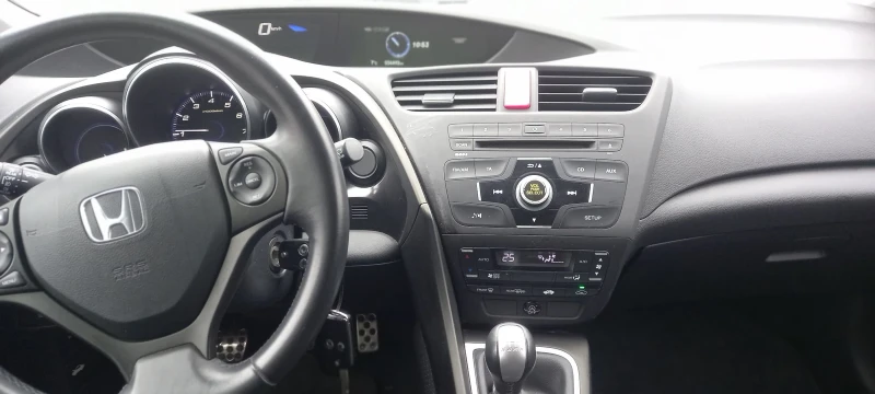 Honda Civic 1.4, снимка 6 - Автомобили и джипове - 52535283