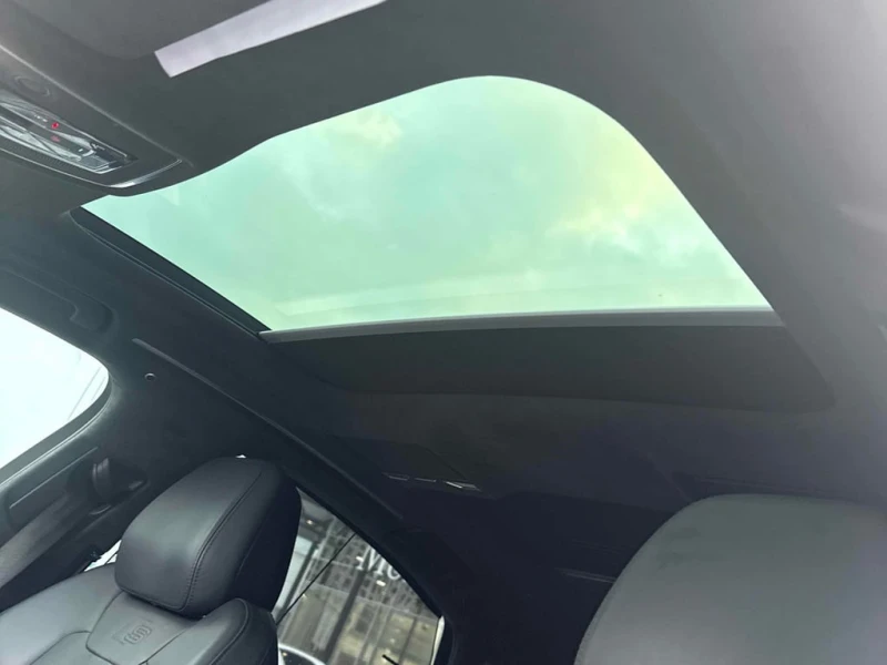 Audi S8 * 4.0 TFSI quattro * CARFAX * БЕЗ ПЪРВОНАЧАЛНА ВНО, снимка 10 - Автомобили и джипове - 52778276
