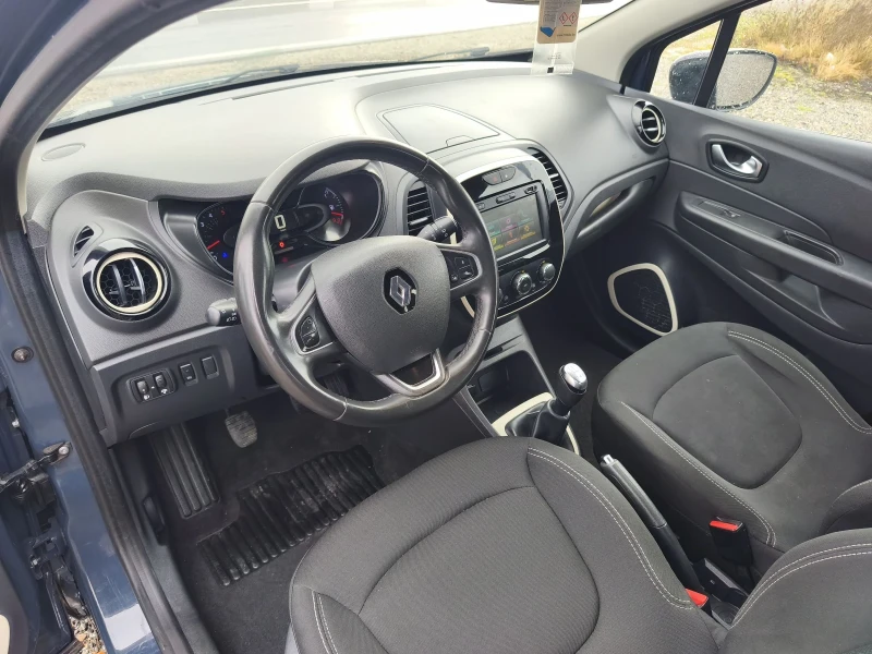 Renault Captur 1.5dci facelift 2019year, снимка 12 - Автомобили и джипове - 52851634