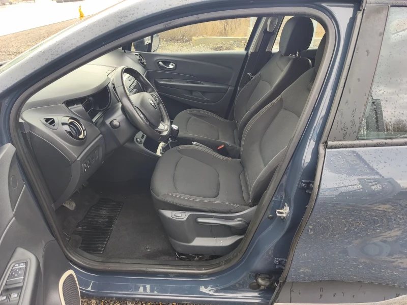 Renault Captur 1.5dci facelift 2019year, снимка 11 - Автомобили и джипове - 52851634