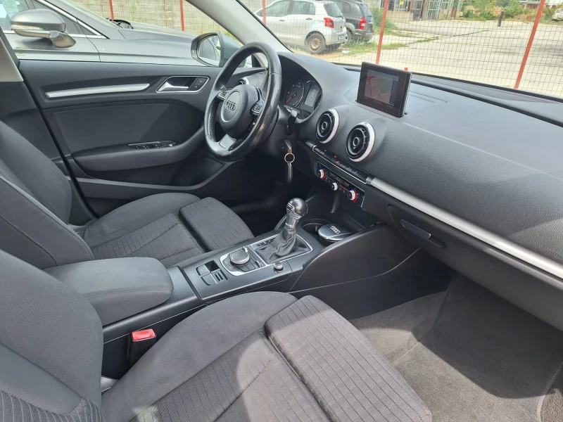 Audi A3 1.6d* Навигация/Автомат/Фейс/* , снимка 12 - Автомобили и джипове - 52909308