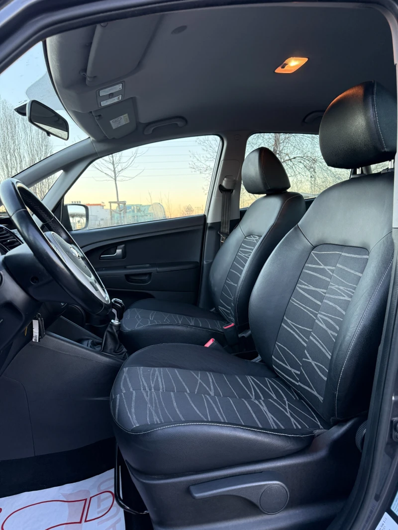 Kia Venga 1.4i* GPL* EURO6* , снимка 8 - Автомобили и джипове - 52937572