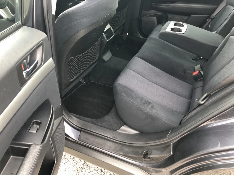 Subaru Outback 2.5i AWD Swiss, снимка 13 - Автомобили и джипове - 53395385