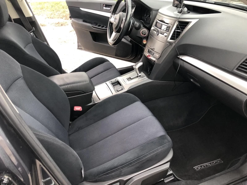 Subaru Outback 2.5i AWD Swiss, снимка 10 - Автомобили и джипове - 53395385