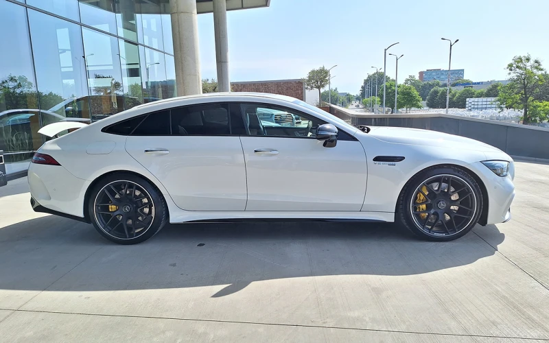 Mercedes-Benz AMG GT 63 S 4MATIC+ , снимка 2 - Автомобили и джипове - 53557819