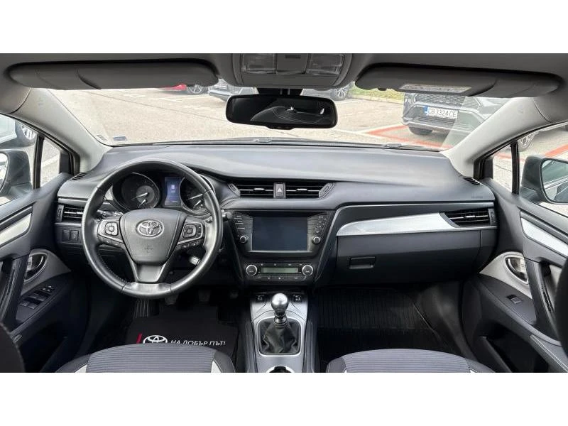 Toyota Avensis 2.0 EXECUTIVE 2WD, снимка 8 - Автомобили и джипове - 53428867