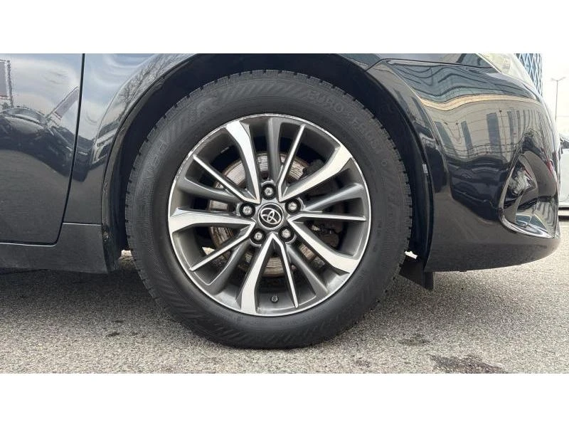 Toyota Avensis 2.0 EXECUTIVE 2WD, снимка 16 - Автомобили и джипове - 53428867